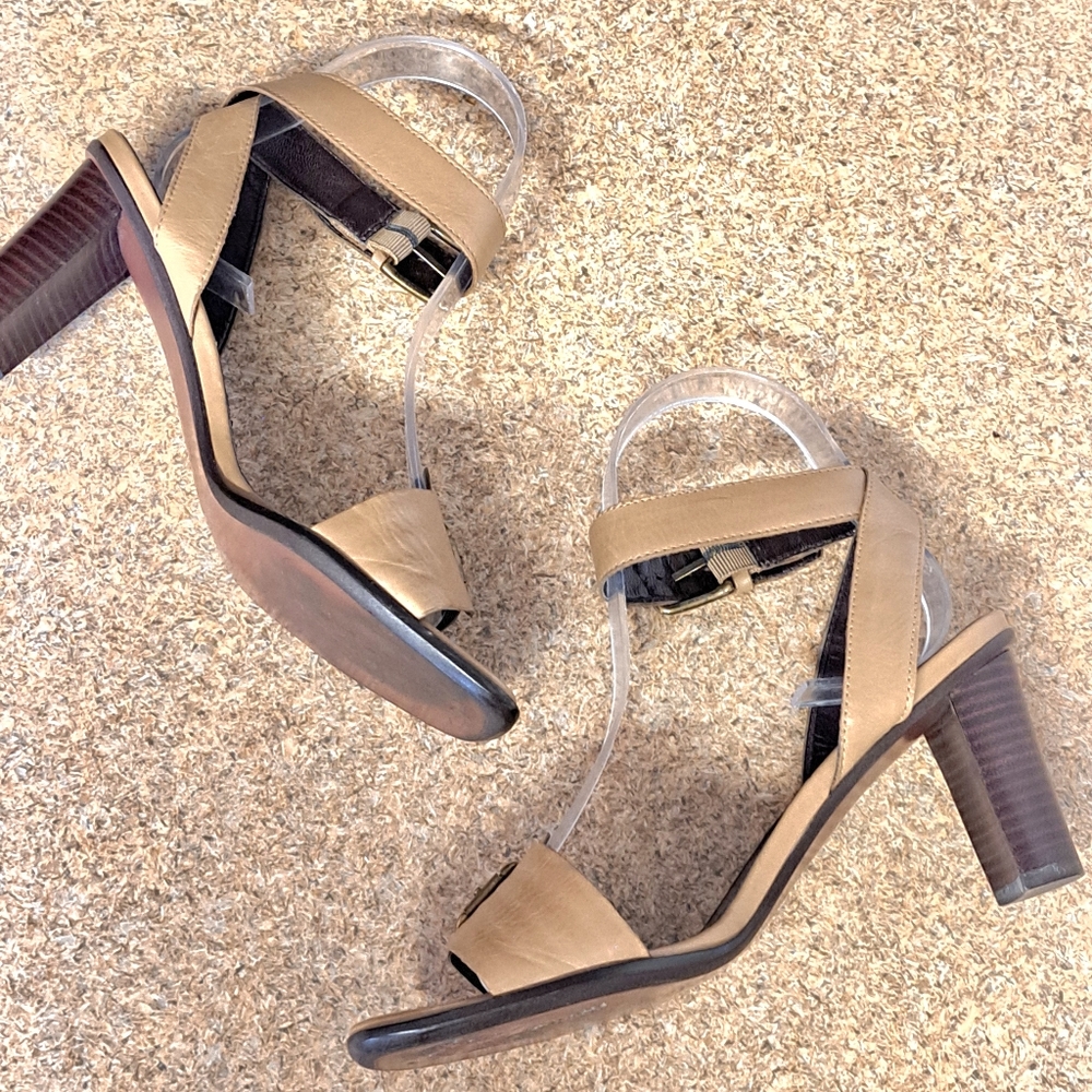Etienne Aigner Heeled Ankle Strap Leather Sandals Shoes Women's Size 6.5 Tan 3" - Picture 8 of 13
